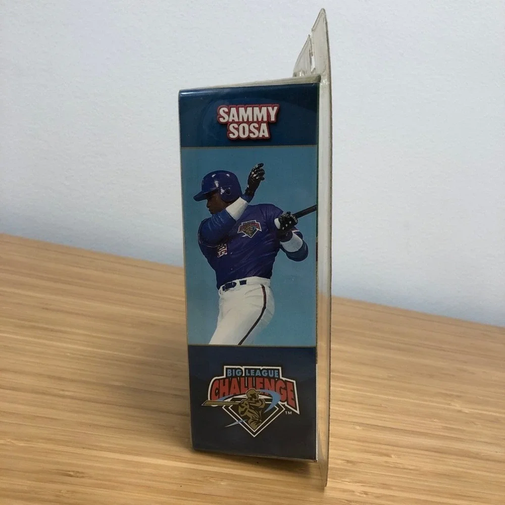 McFarlane Toys Sammy Sosa Action Figure Kids Fans Blue Big‎ League Challenge